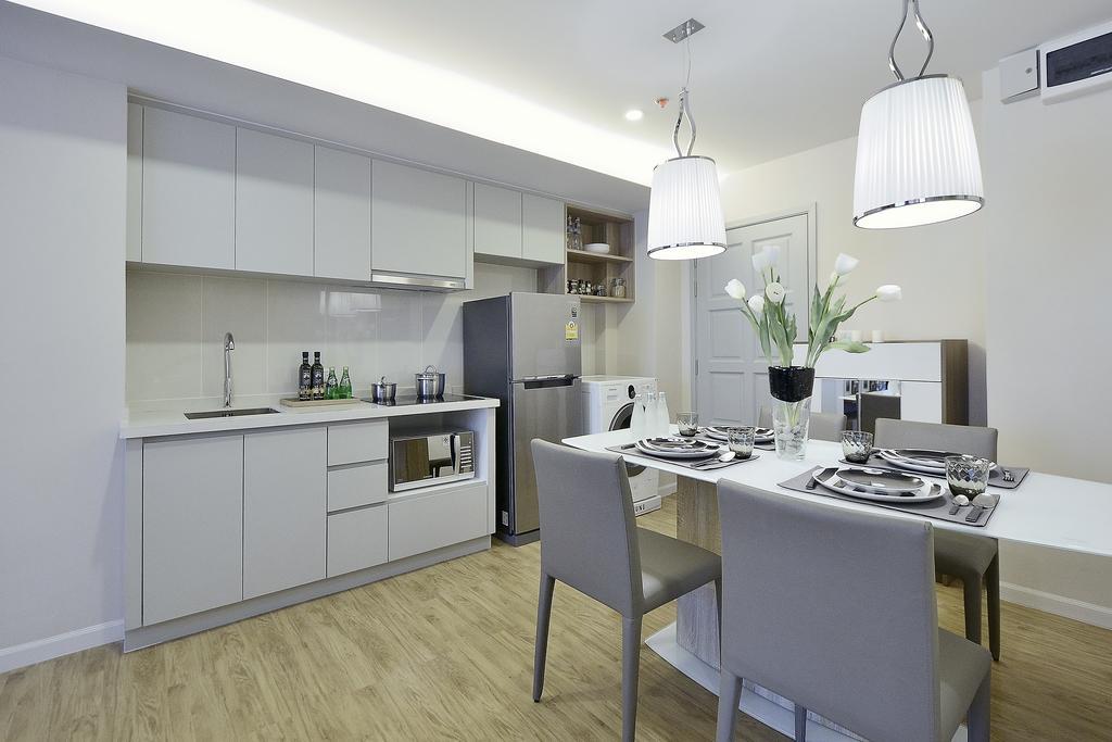 Siamese Nanglinchee Apartment Банкок Екстериор снимка