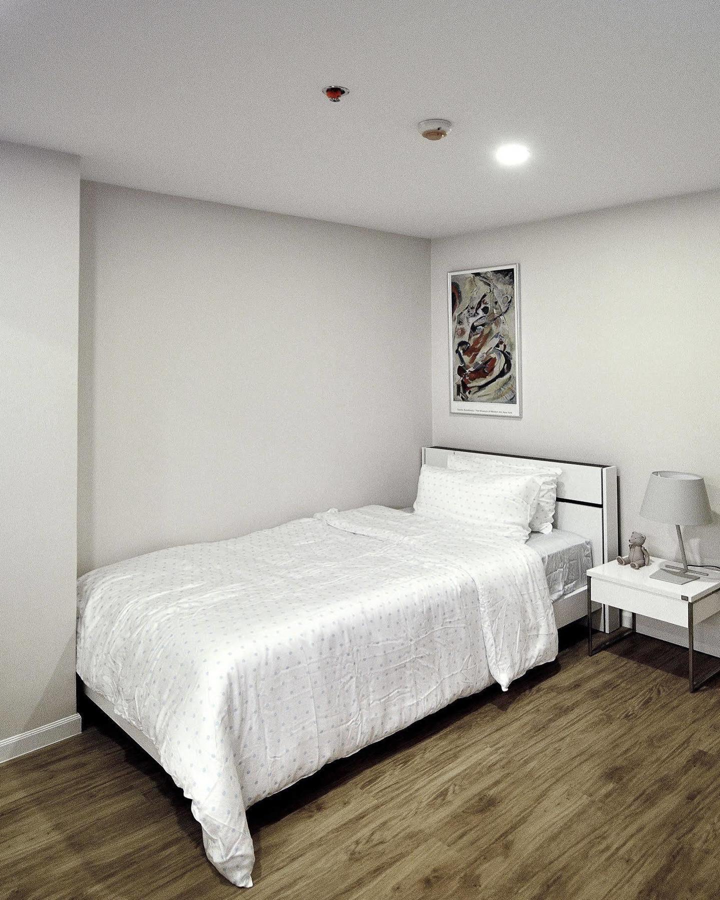 Siamese Nanglinchee Apartment Банкок Екстериор снимка