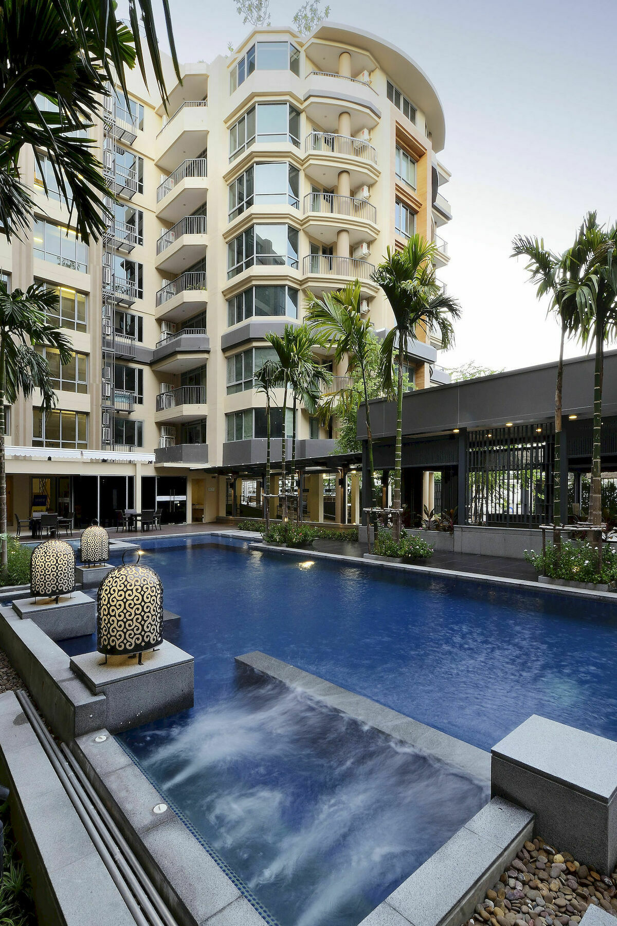 Siamese Nanglinchee Apartment Банкок Екстериор снимка